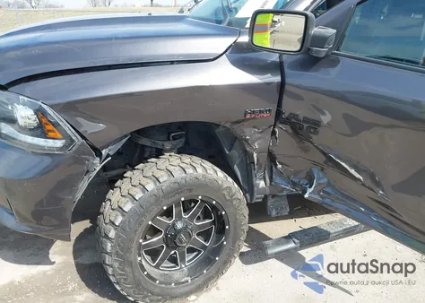 2018 Ram 1500 Sport из США, поврежденный, VIN 1C6RR7UT7JS250004